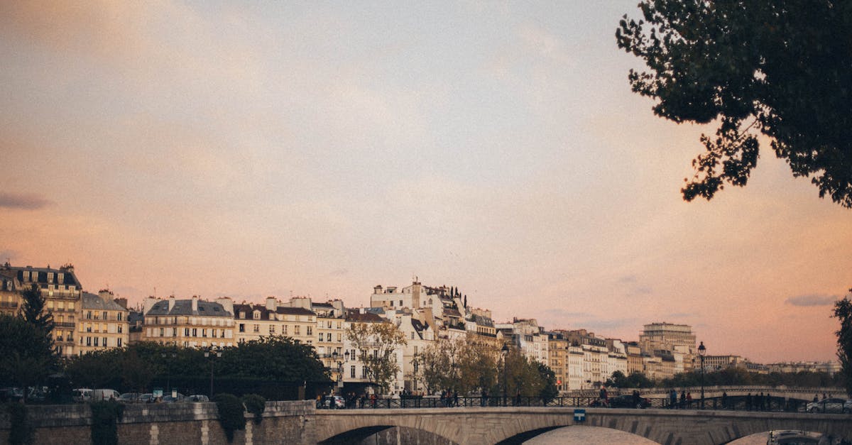 découvrez les services et informations touristiques de l'office du tourisme, trouvez des idées de séjour et des conseils pour visiter la région.